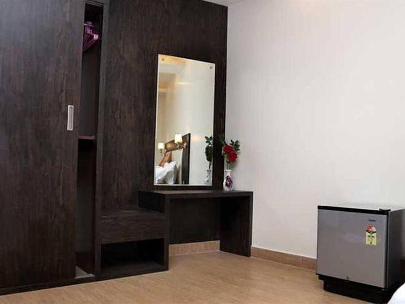 לקנאו Hotel Vinayak Lifestyle Hotels מראה חיצוני תמונה