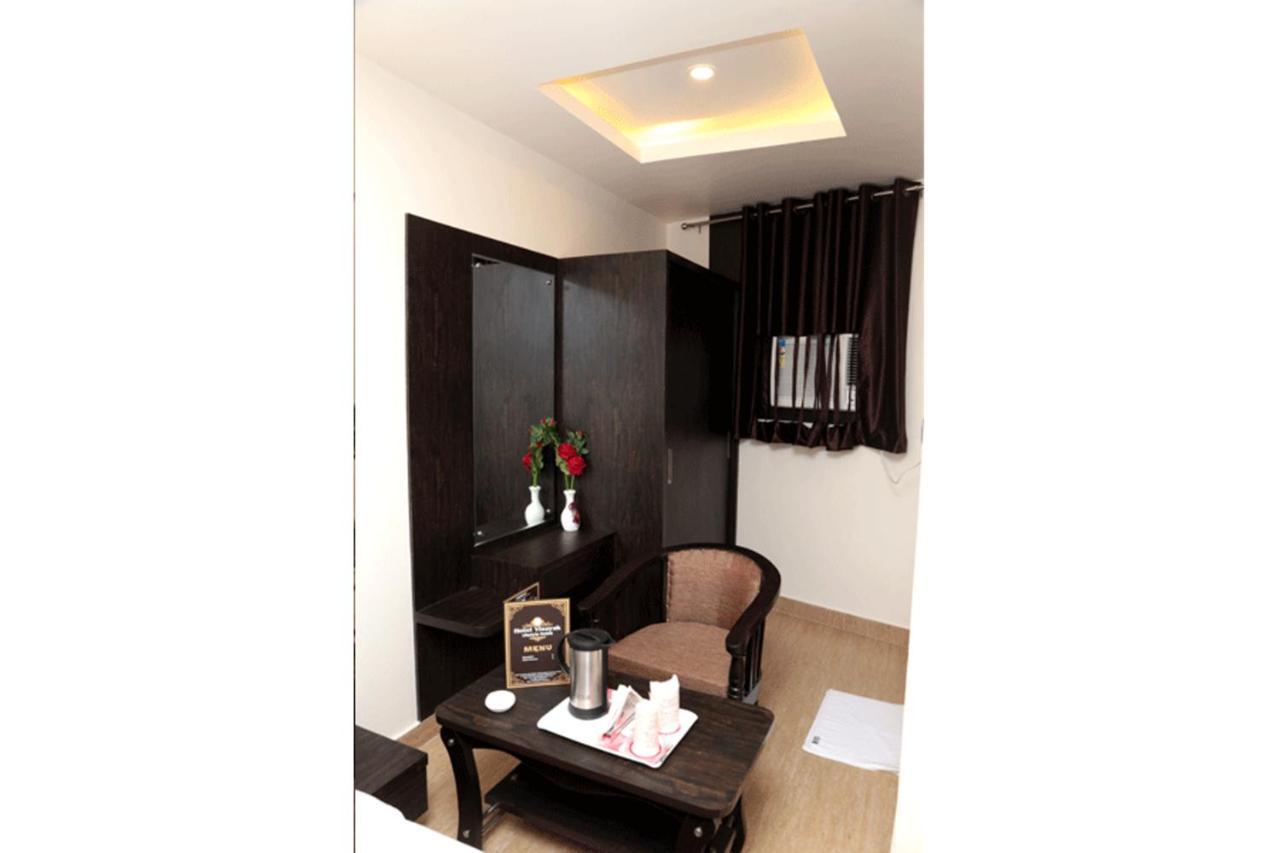 לקנאו Hotel Vinayak Lifestyle Hotels מראה חיצוני תמונה