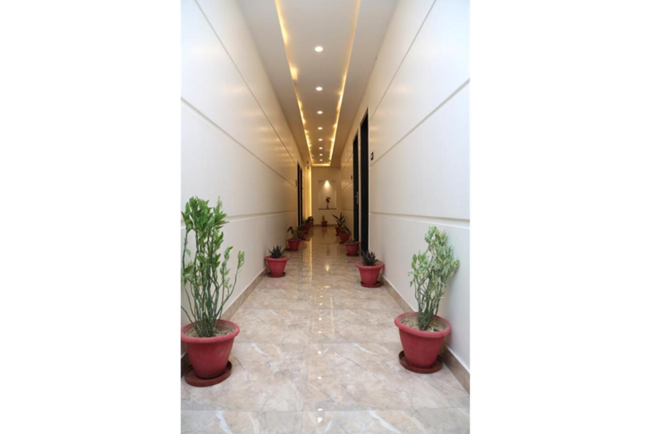 לקנאו Hotel Vinayak Lifestyle Hotels מראה חיצוני תמונה