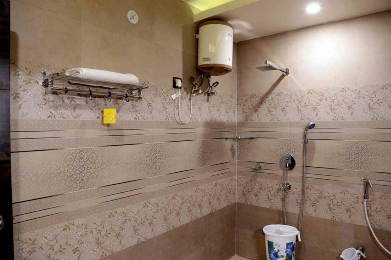 לקנאו Hotel Vinayak Lifestyle Hotels מראה חיצוני תמונה
